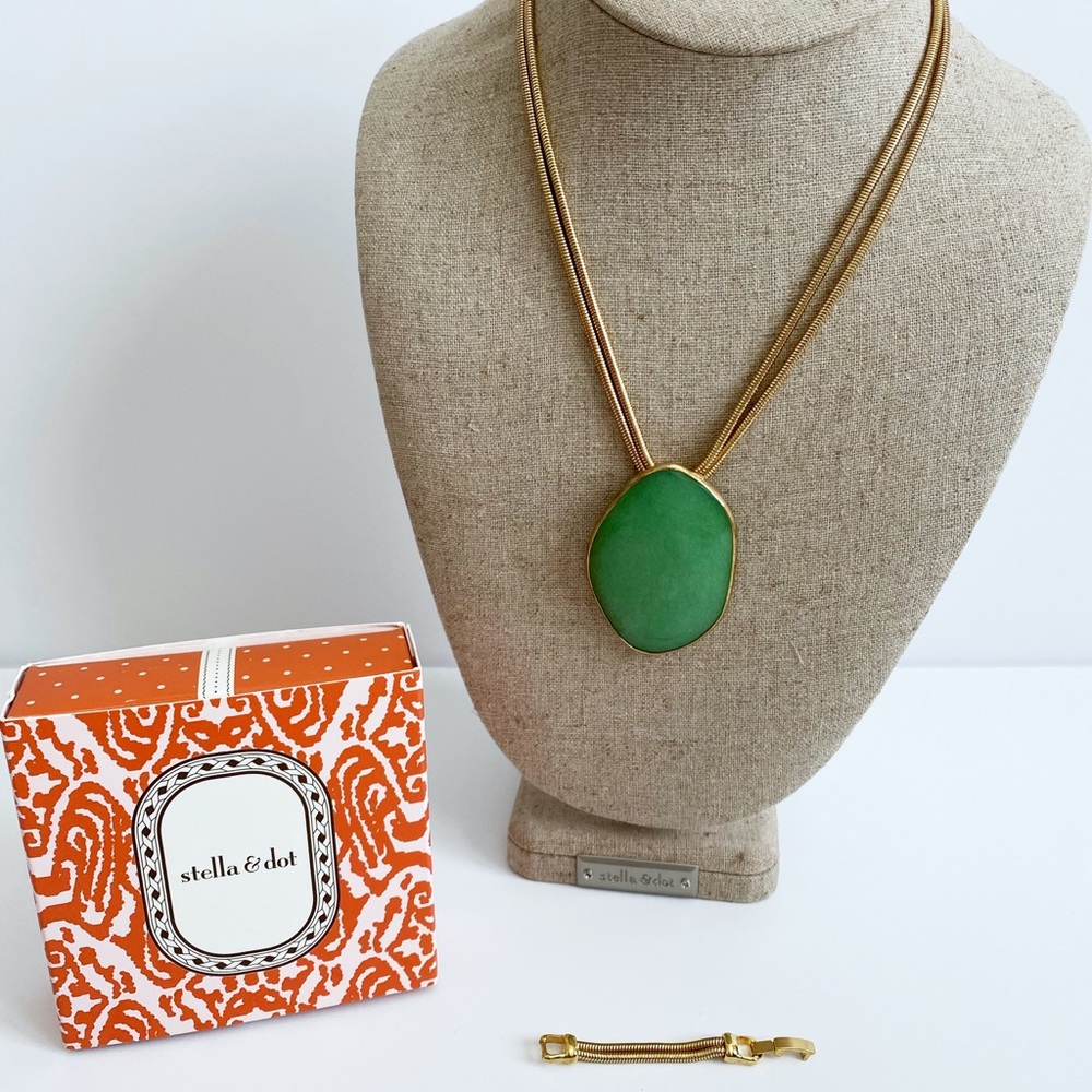 Stella & Dot Serenity Stone Pendant